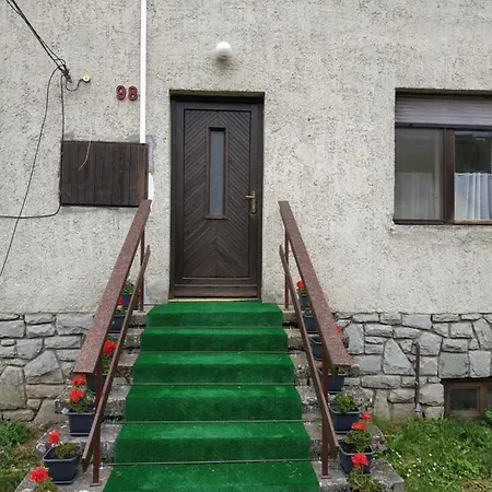 Katalin Vendeghaz Apartment Visegrad